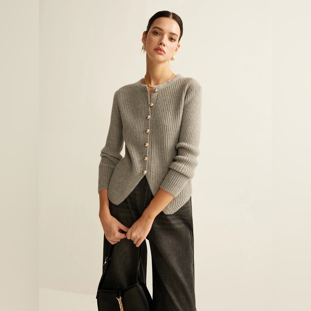 COMMENSE Button Down Split Cardigan - size XSmall - Picture 6 of 7